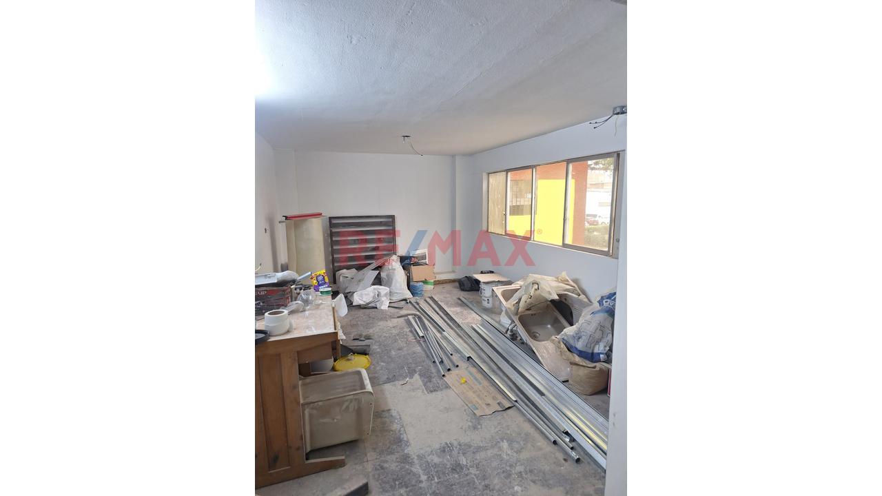 Se Vende Local Comercial Los Proceres Surco - 5