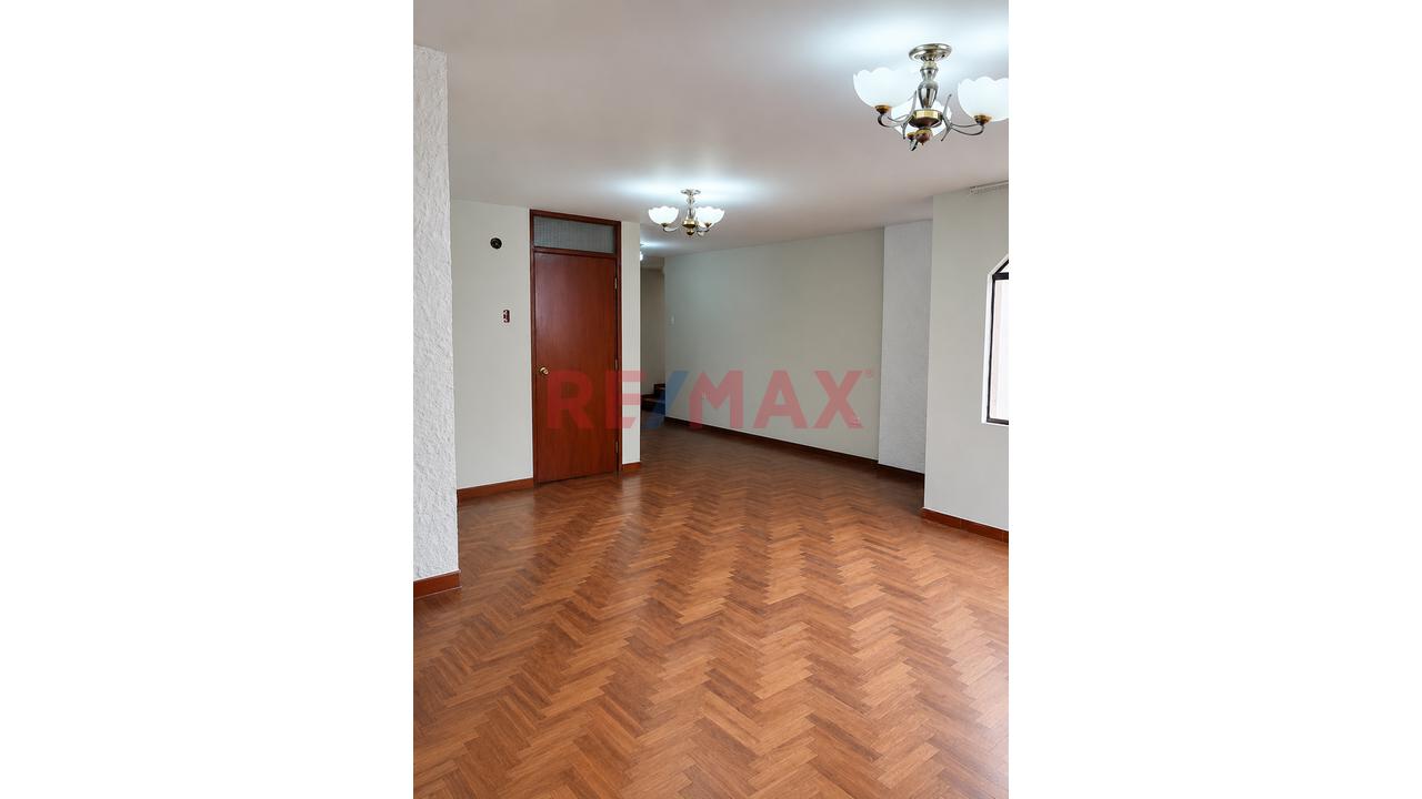 Venta De Departamento Segundo Piso Urb. Villa Marina Ilo - 4