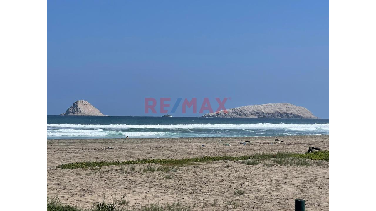 Venta De Casa De Playa Frente A Parque Y Con Vista Al Mar De 219M2 En Lurin - Playa Arica - 15