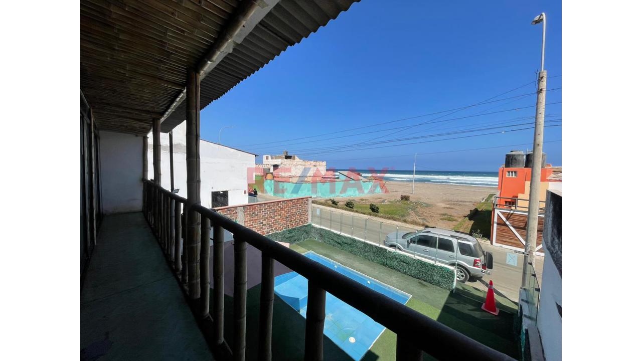 Venta De Casa De Playa Frente A Parque Y Con Vista Al Mar De 219M2 En Lurin - Playa Arica - 3