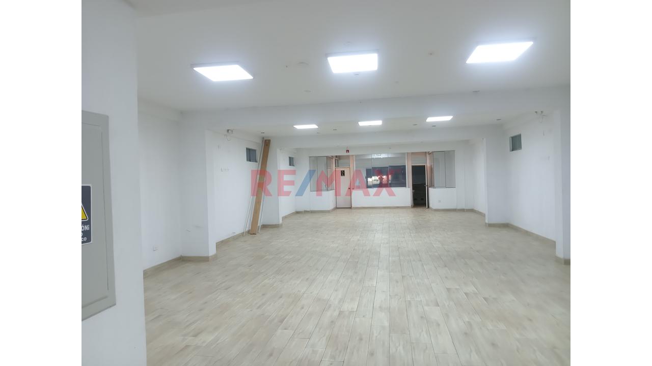 Alquiler De Local Comercial - 2