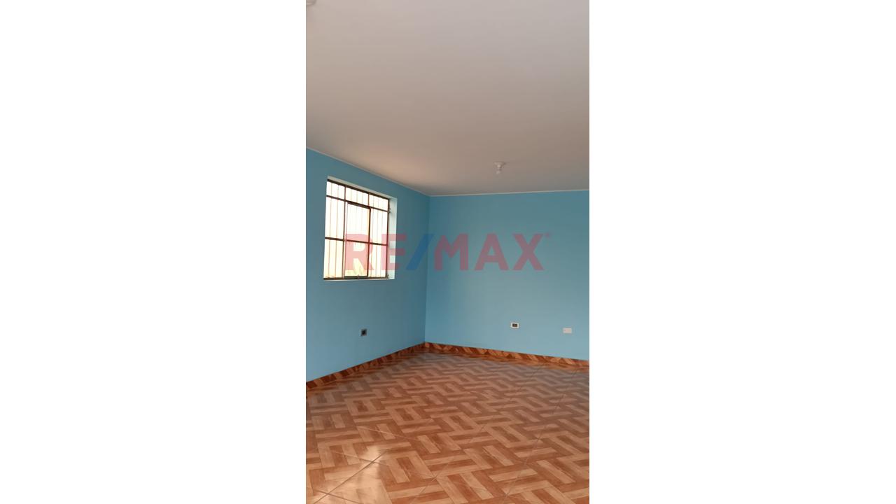 Vendo Amplia Casa De 249M² En Santa Rosa | Urb. Coovitiomar Popular - 11