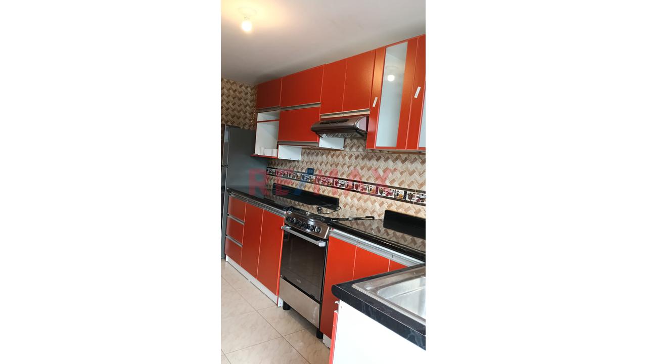 Vendo Amplia Casa De 249M² En Santa Rosa | Urb. Coovitiomar Popular - 10