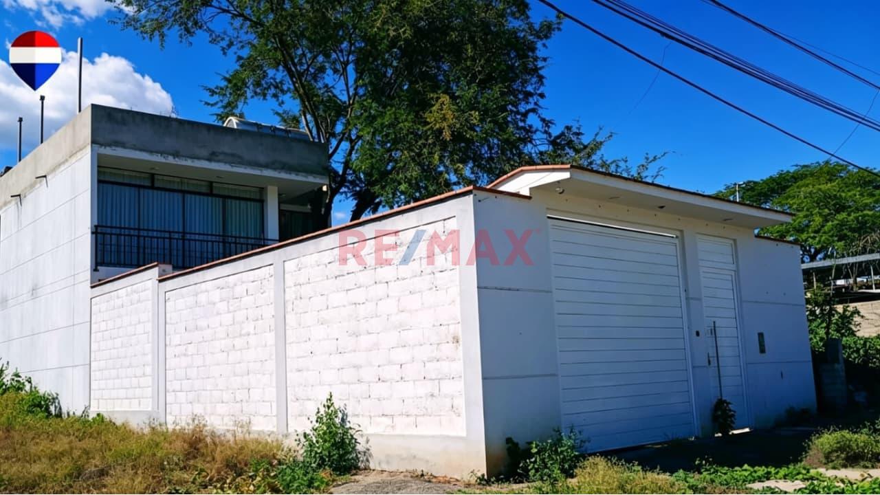 Casa Dos Pisos En Venta Santa Cruz Bellavista Jaén Cajamarca - 3