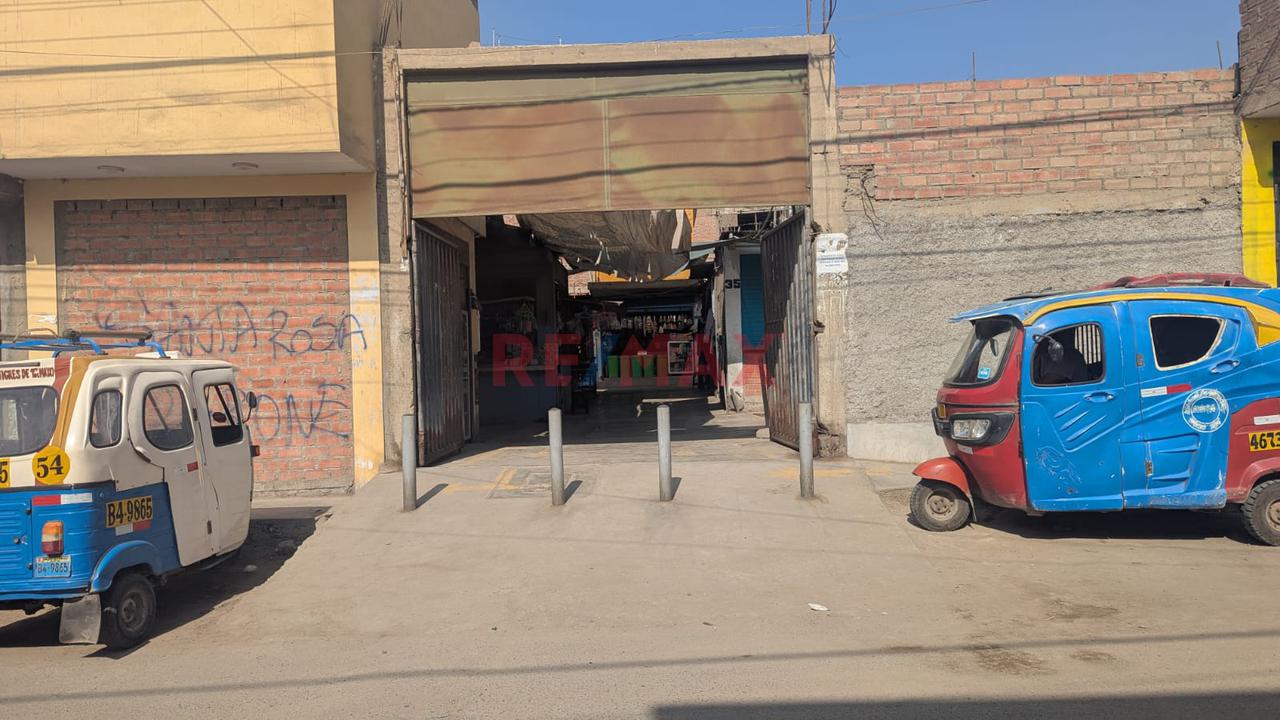 Terreno Frente A Mercado Santa Rosa En Puente Piedra - 6