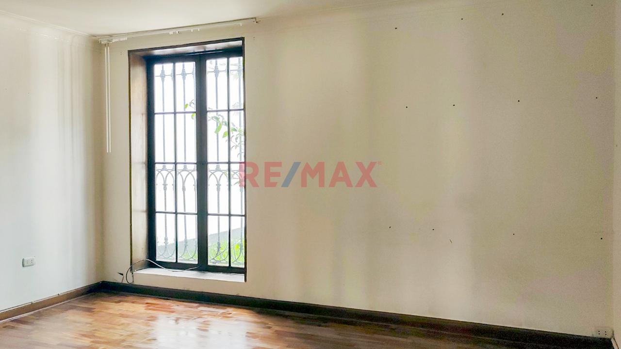 Casa Con Excelente Ubicación Cerca Al Golf De San Isidro — foto 14