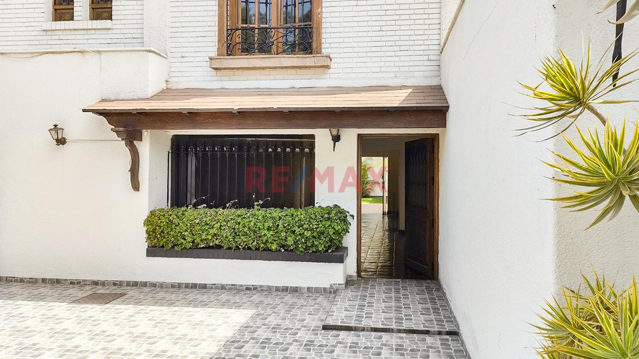 Casa Con Excelente Ubicación Cerca Al Golf De San Isidro — foto 5