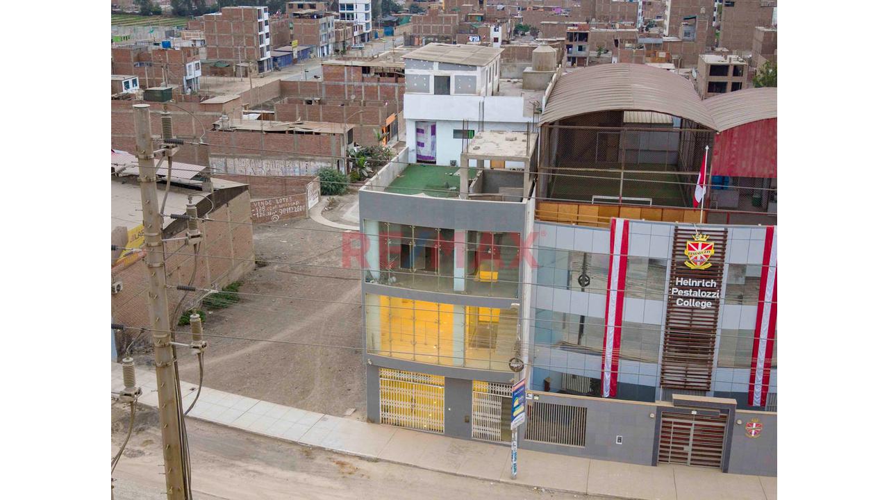 Venta De Local De 3 Pisos En Misma Av Santa Maria — foto 14