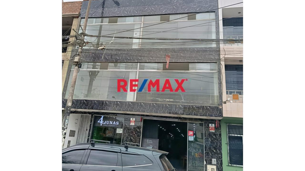 Venta De Local Comercial Con Una Excelente Ubicacion En Los Olivos - 1