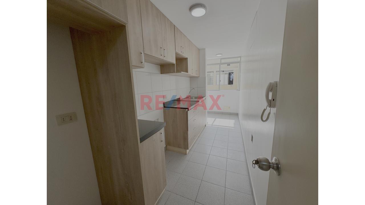 Departamento De 3 Dormitorios Con Estacionamiento En Condominio Villanova 2 – Callao — foto 7