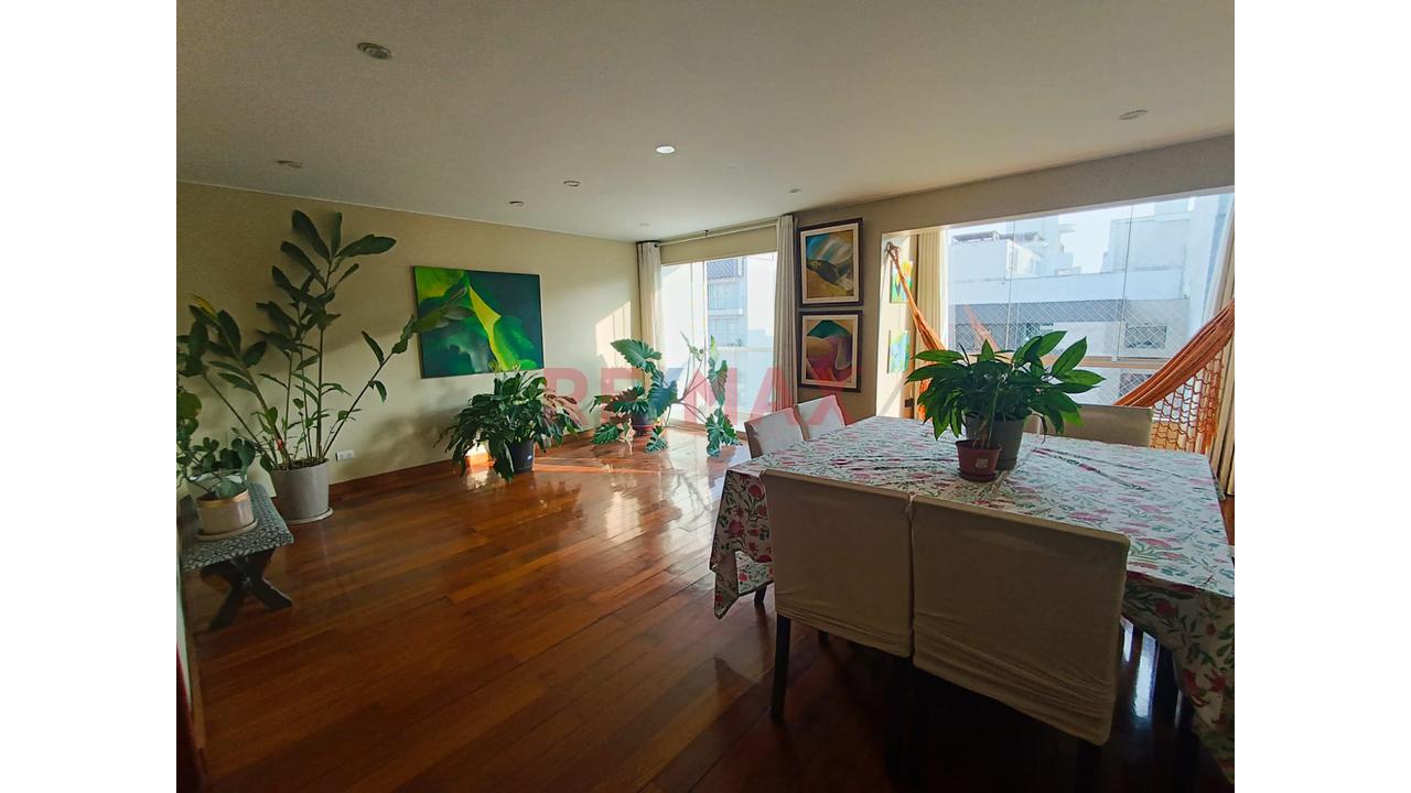Vendo Exclusivo Dpto. De 138 M² Con Ascensor Directo/Estacionamiento Doble Y Depósito-Valle Hermoso Surco — foto 3