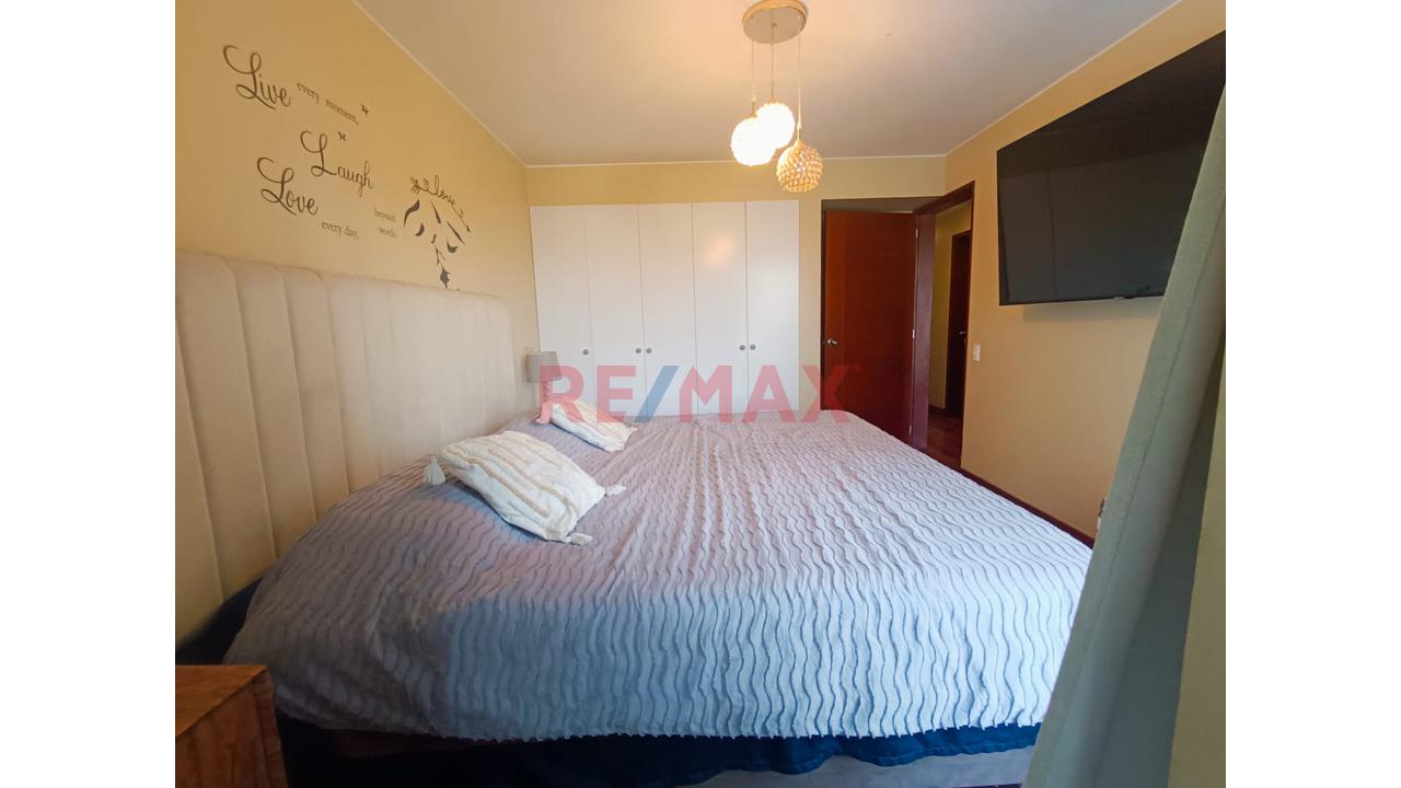 Vendo Exclusivo Dpto. De 138 M² Con Ascensor Directo/Estacionamiento Doble Y Depósito-Valle Hermoso Surco — foto 9