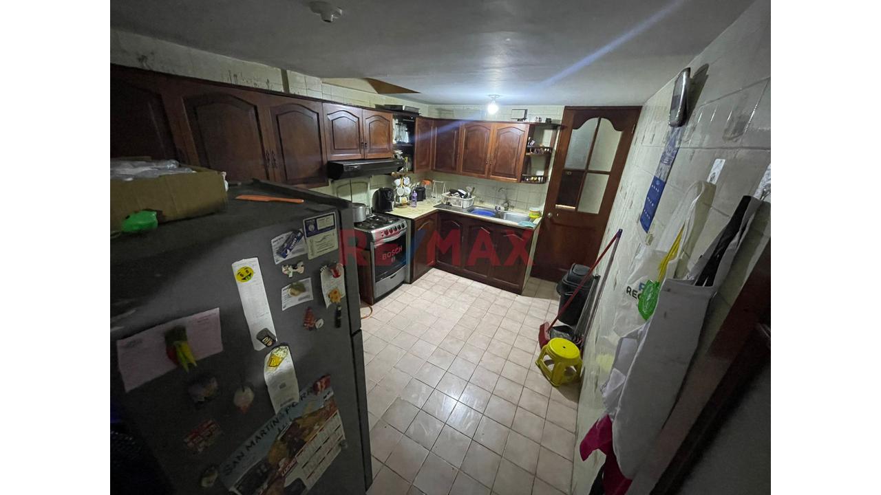 Casa En Venta De 120 M² En Smp | 2 Pisos + Azotea | Amplios Ambientes Y Excelente Ubicación. — foto 7