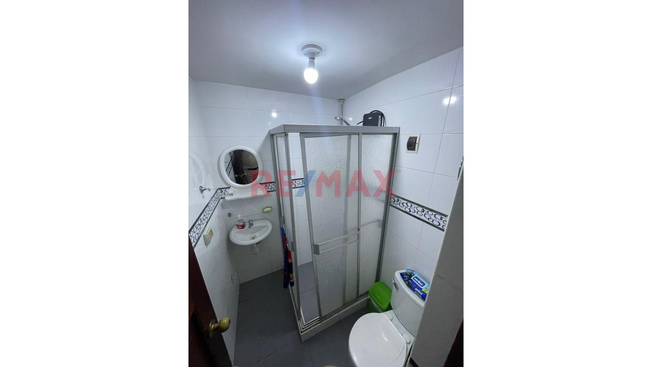 Casa En Venta De 120 M² En Smp | 2 Pisos + Azotea | Amplios Ambientes Y Excelente Ubicación. — foto 4