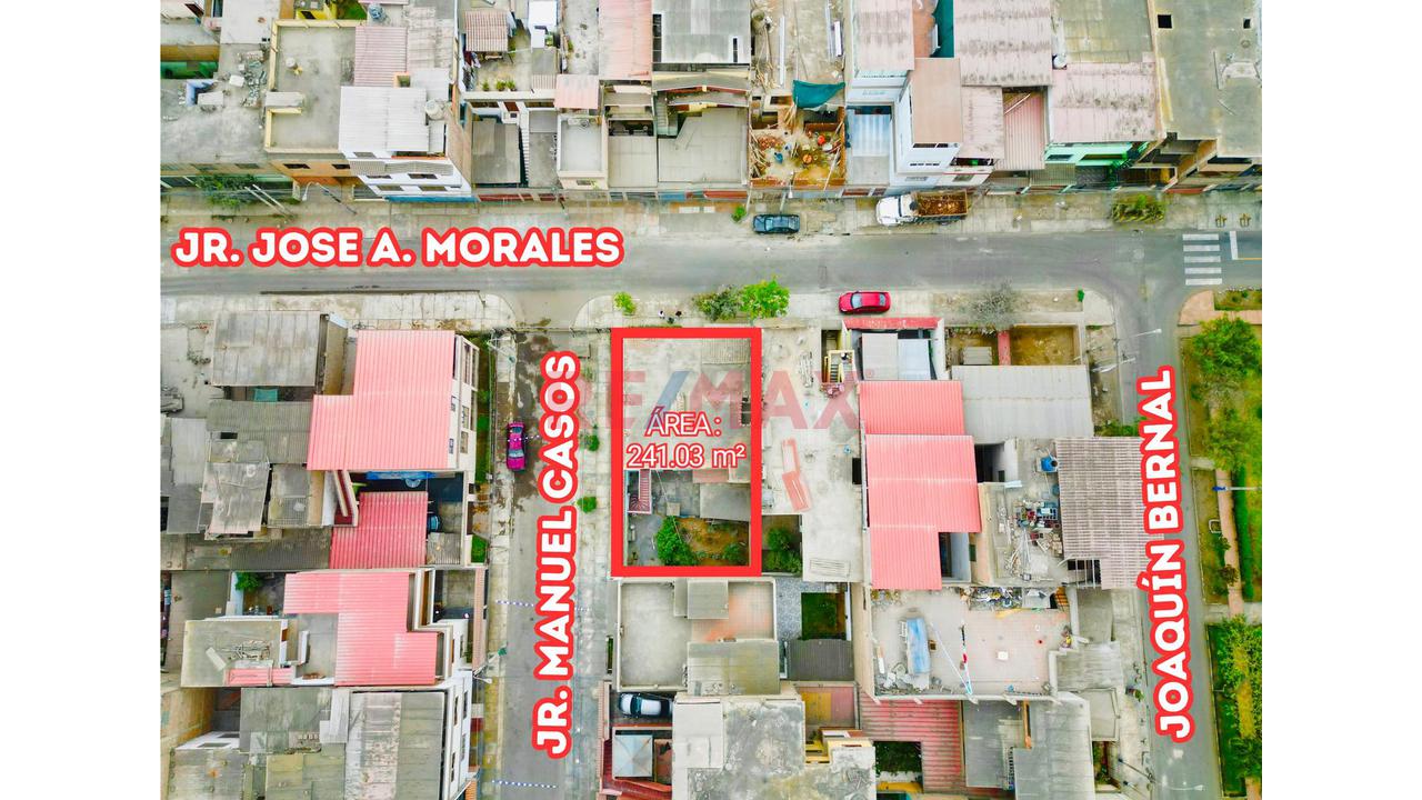 Venta De Casa Como Terreno En Esquina En San Juan De Miraflores Cerca Al Tren Y Cerca A Parque - 4