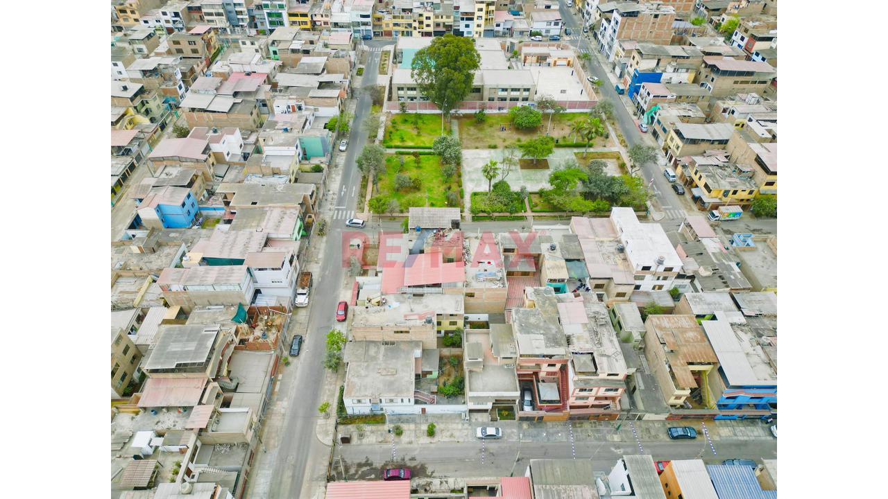 Venta De Casa Como Terreno En Esquina En San Juan De Miraflores Cerca Al Tren Y Cerca A Parque - 6