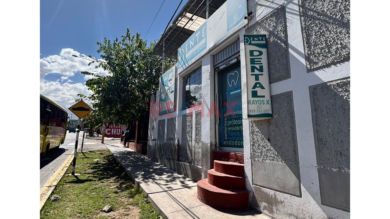 Local Comercial En Esquina - En Alquiler Cayma - 2