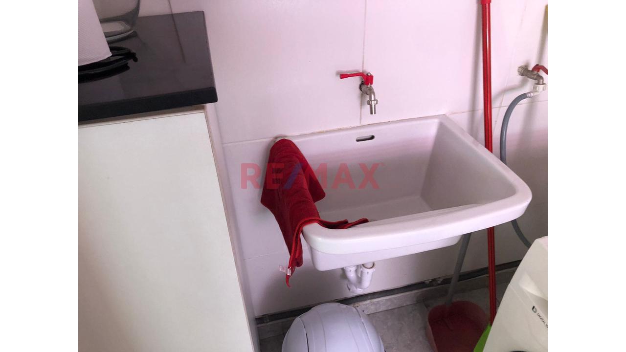 Alquiler Dpto Amoblado En 3Er Piso Vista Exterior 72 M2 En San Miguel — foto 10