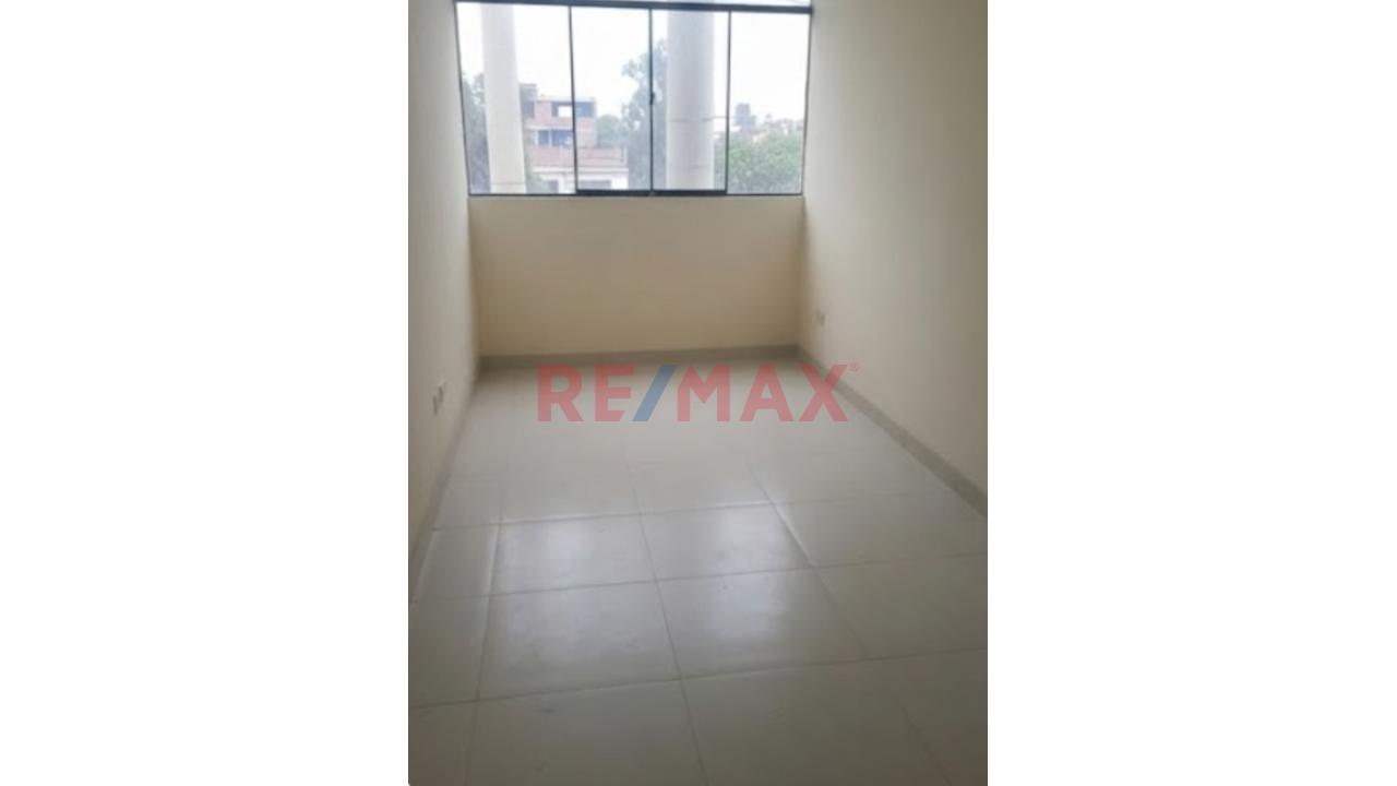 ¡Precio De Ocasión! Departamento En El Sol De Huampani! - 3