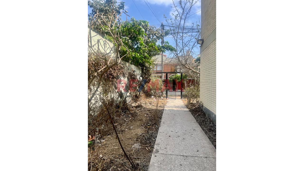 Vendo Casa / Terreno 572 M2 Miraflores — foto 7