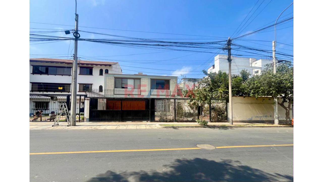 Vendo Casa / Terreno 572 M2 Miraflores — foto 3
