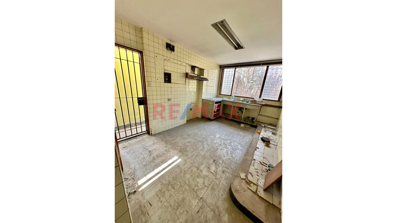 Vendo Casa / Terreno 572 M2 Miraflores — foto 6