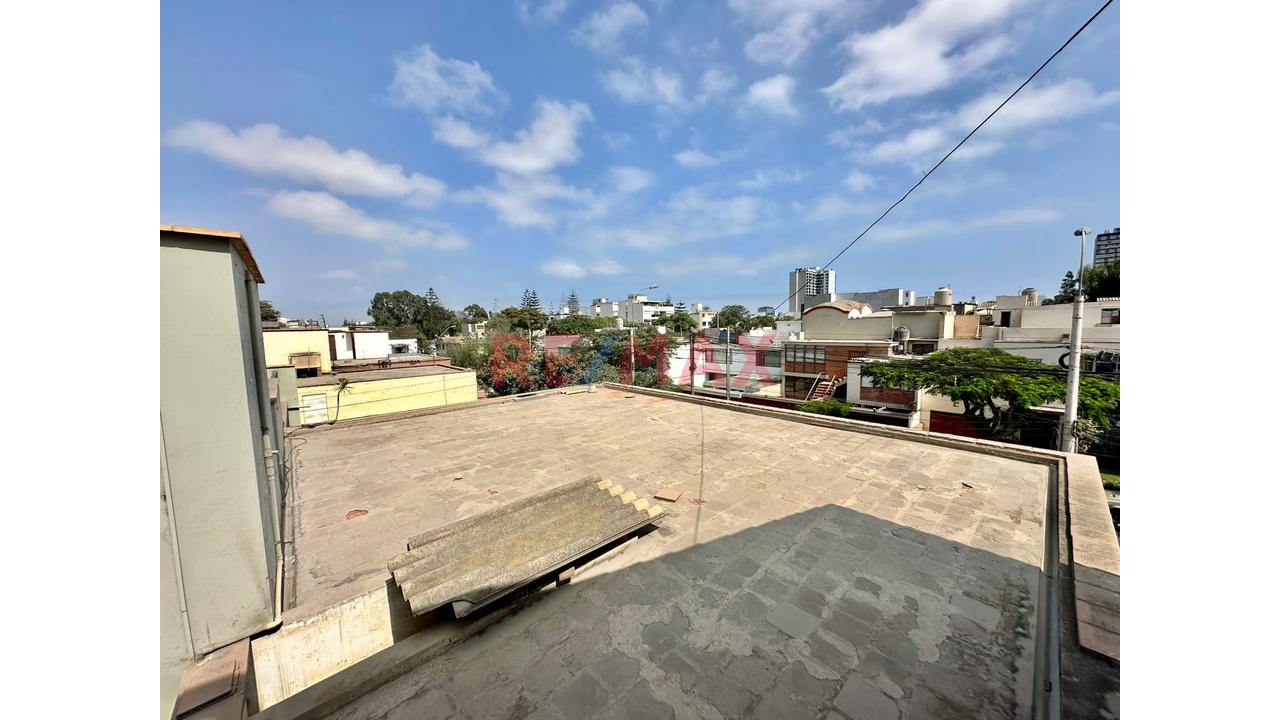 Vendo Casa / Terreno 572 M2 Miraflores — foto 11