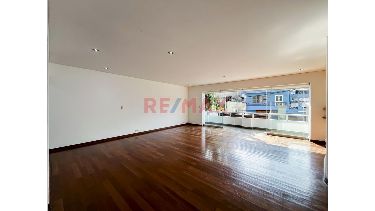 Vendo Lindo Y Moderno Departamento Ubicado En La Mejor Zona De Barranco. — foto 7