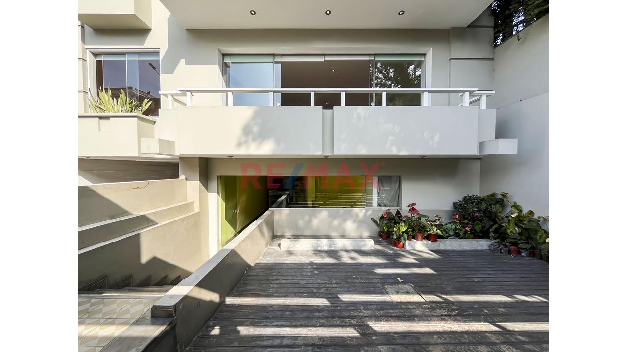 Vendo Lindo Y Moderno Departamento Ubicado En La Mejor Zona De Barranco. — foto 4