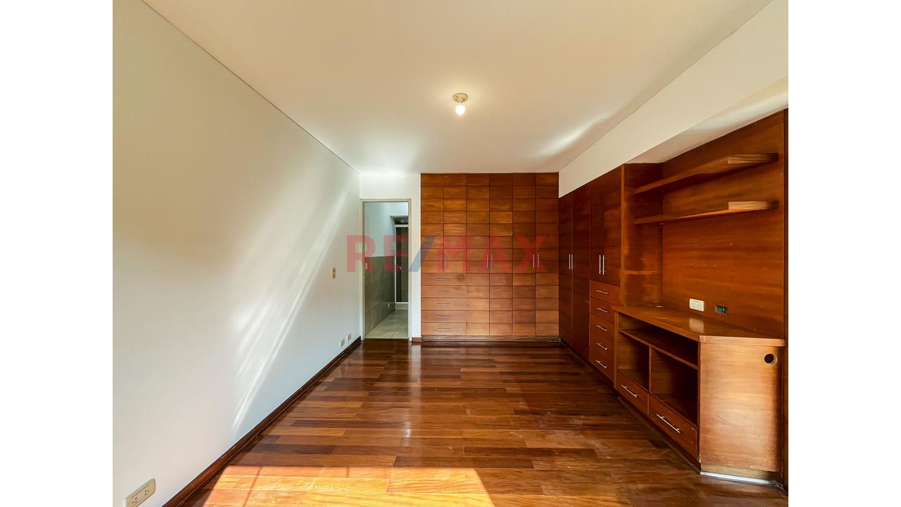 Vendo Lindo Y Moderno Departamento Ubicado En La Mejor Zona De Barranco. — foto 9