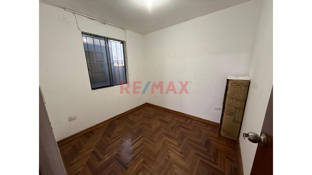 Venta De Departamento Duplex En Cercado De Lima Limite Con Pueblo Libre - 9