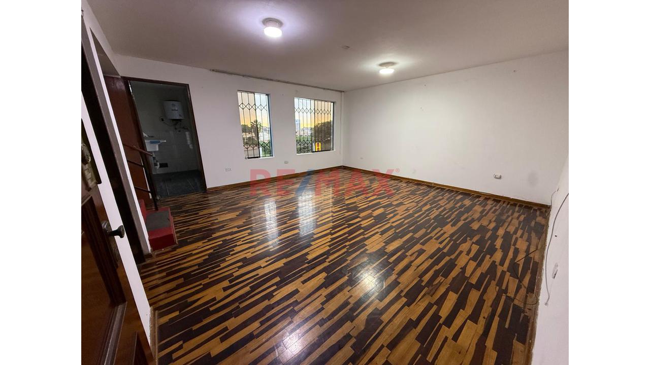Venta De Departamento Duplex En Cercado De Lima Limite Con Pueblo Libre - 2