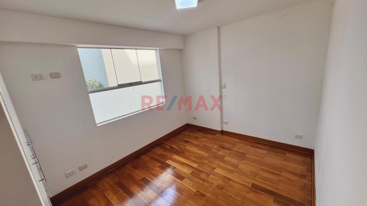 🏡✨ ¡Vive Frente A Parque En Una De Las Mejores Zonas De San Borja! ✨🏡 — foto 15