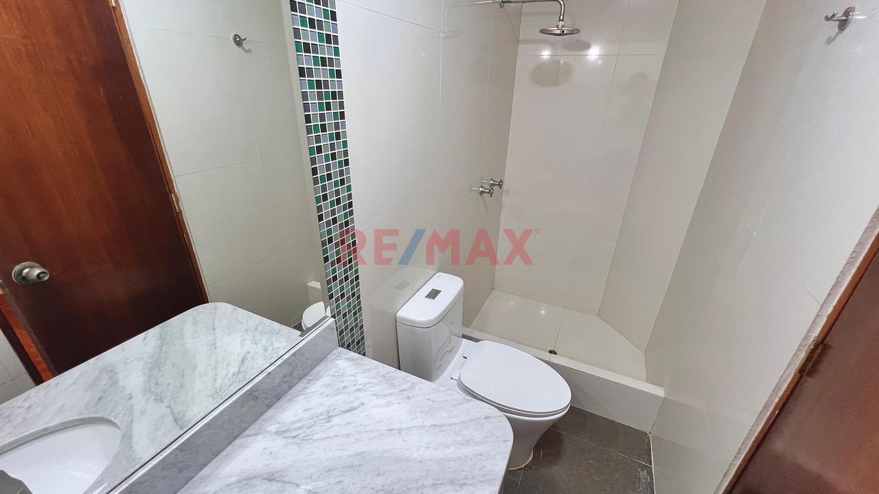 🏡✨ ¡Vive Frente A Parque En Una De Las Mejores Zonas De San Borja! ✨🏡 — foto 2