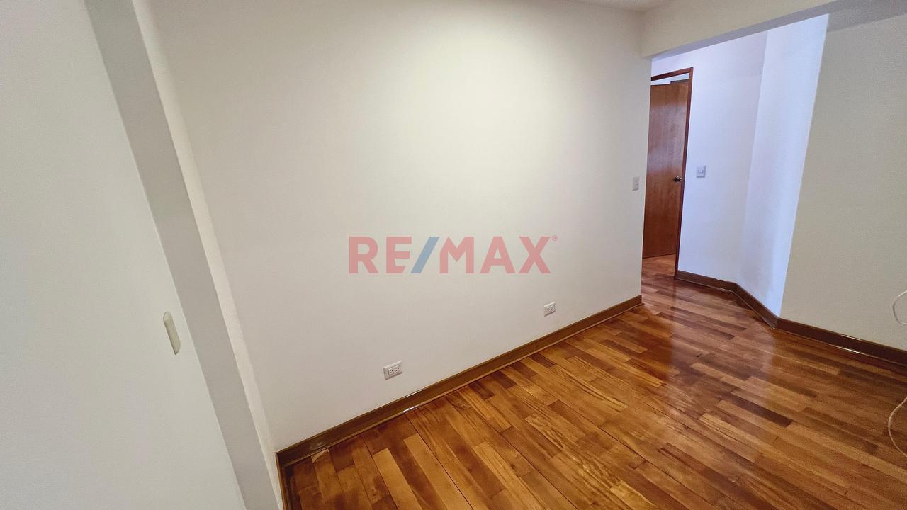 🏡✨ ¡Vive Frente A Parque En Una De Las Mejores Zonas De San Borja! ✨🏡 — foto 6