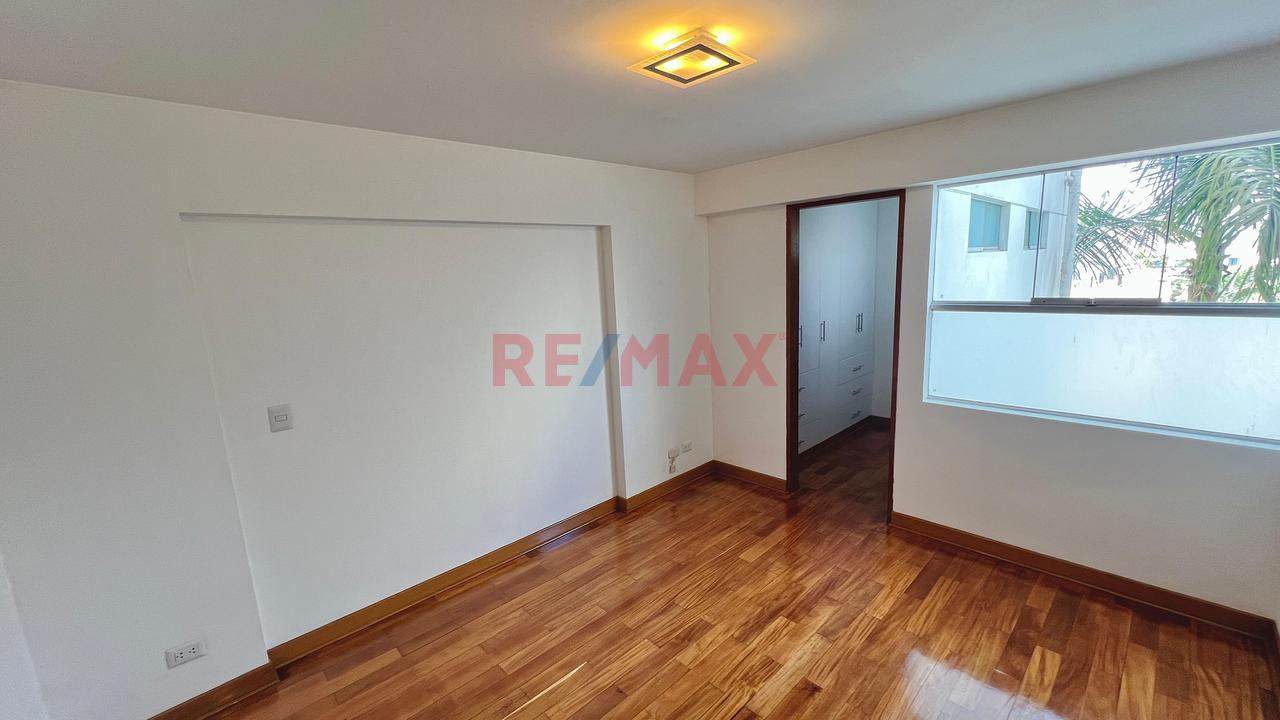🏡✨ ¡Vive Frente A Parque En Una De Las Mejores Zonas De San Borja! ✨🏡 — foto 13