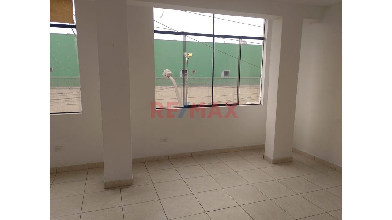 ¡Amplio Departamento En 3Er Piso En Av. Argentina! — foto 8