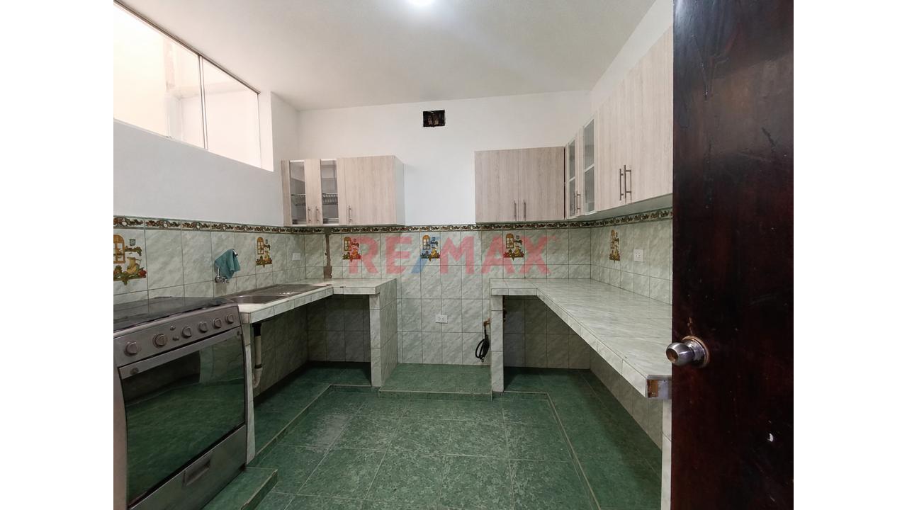🏡Casa En Venta De 2 Pisos Con Proyección Y Gran Terraza En Villa El Salvador🏡 — foto 6