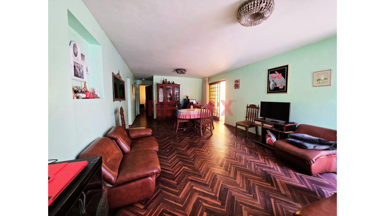 Vendo Casa De 160 M² Con Gran Potencial Y Accesos Independientes | San Miguel - 1