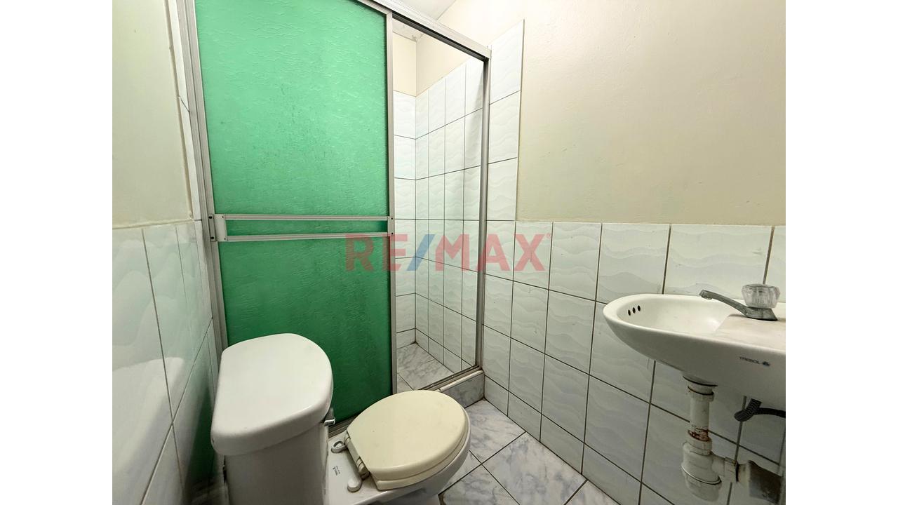 Venta Casa De 3 Pisos  – Urb. Alto Mochica - 7