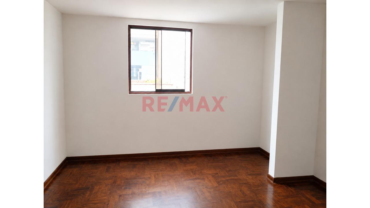 Venta Terreno Frente A Parque Santiago De Surco — foto 2