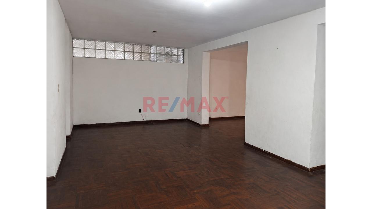 Venta Terreno Frente A Parque Santiago De Surco — foto 3