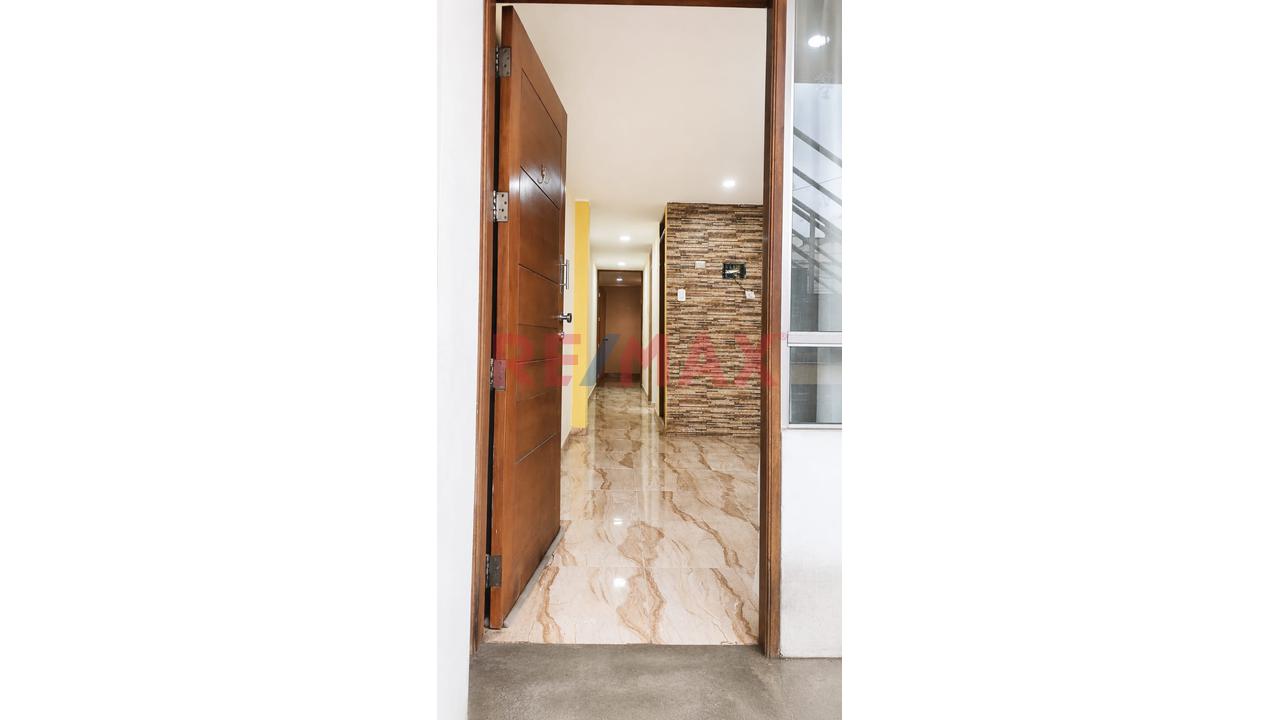 Deparatamento En Venta 2Do.Piso  Los Olivos — foto 3