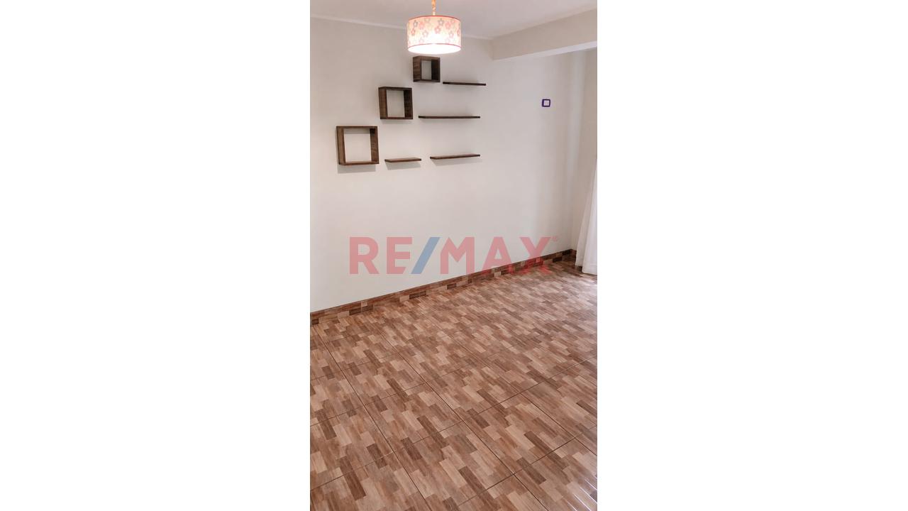 Deparatamento En Venta 2Do.Piso  Los Olivos — foto 9