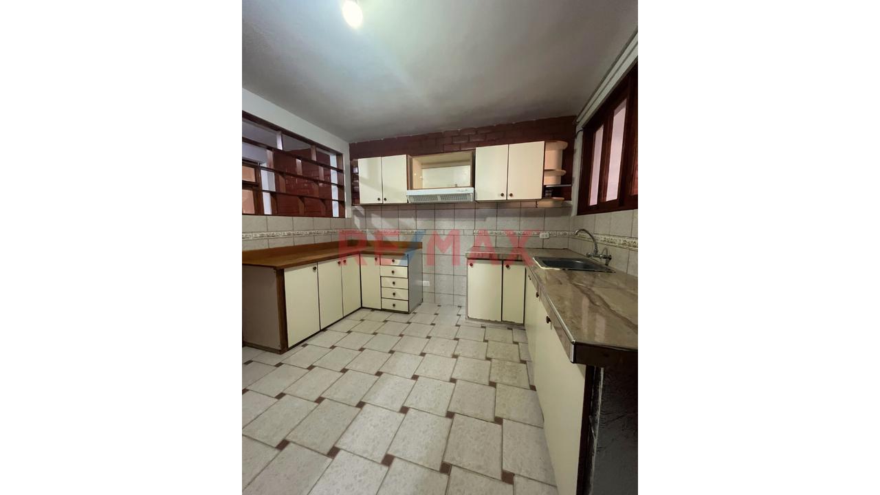 🏡🔥 ¡Oportunidad En Talara! Casa De 2 Pisos Cerca A Petroperú🏢4 Habitaciones | Cochera | Ubicación Estratégica 📍✨ - 8