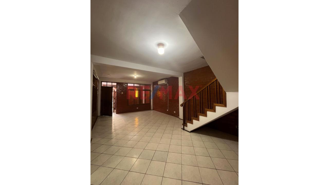 🏡🔥 ¡Oportunidad En Talara! Casa De 2 Pisos Cerca A Petroperú🏢4 Habitaciones | Cochera | Ubicación Estratégica 📍✨ - 6