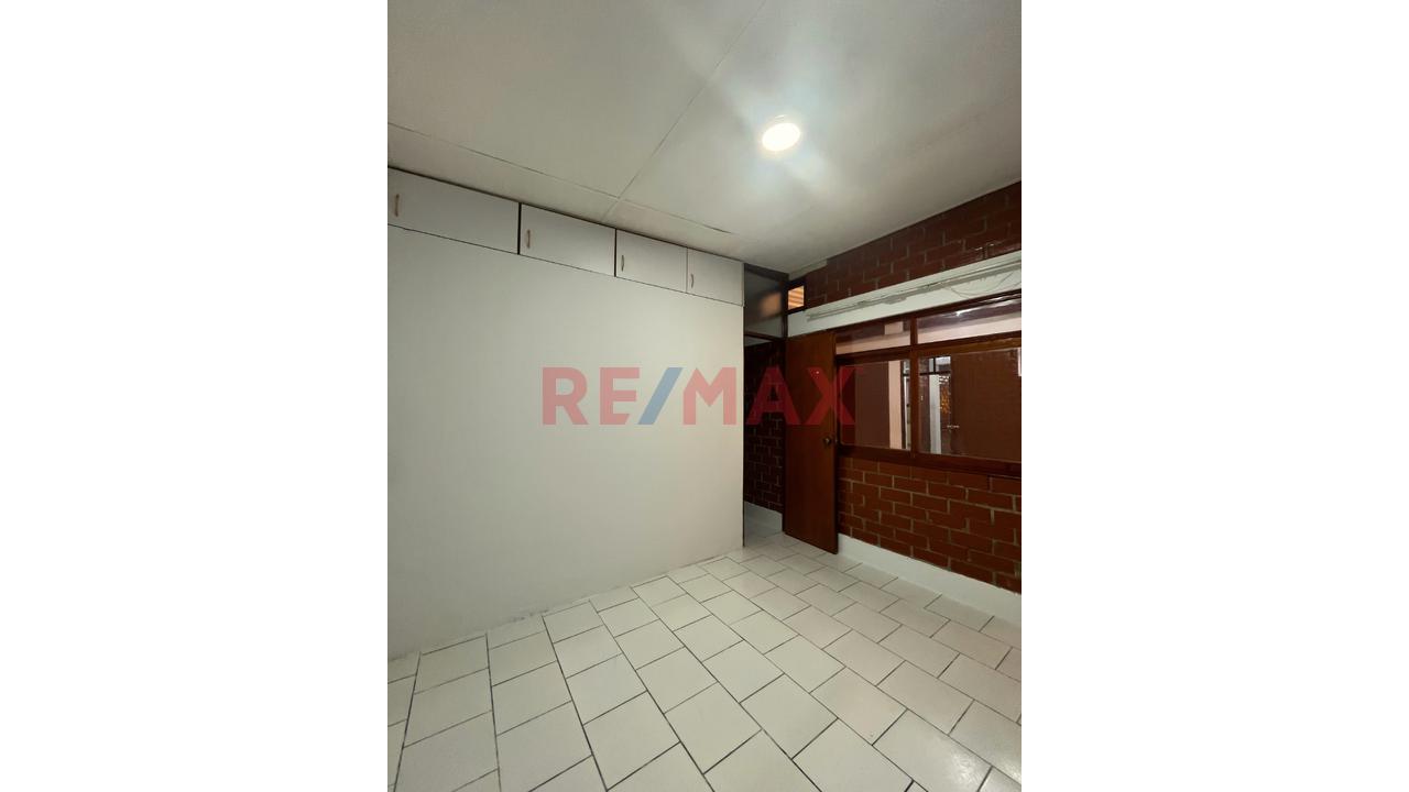 🏡🔥 ¡Oportunidad En Talara! Casa De 2 Pisos Cerca A Petroperú🏢4 Habitaciones | Cochera | Ubicación Estratégica 📍✨ - 12
