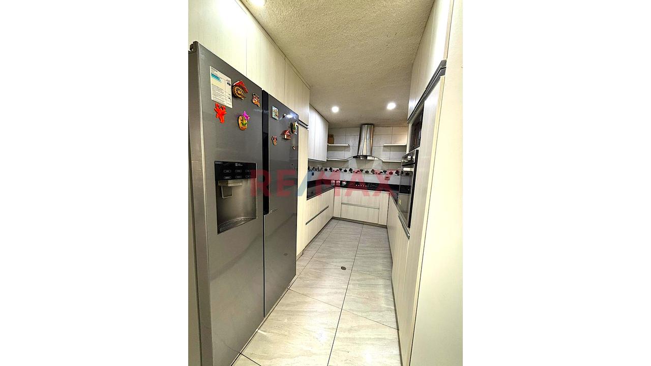 Venta Departamento La Victoria - 4To Piso 140Mt2 - Opcion 3 Habitaciones Con Balcon Terraza - Vista Calle — foto 4