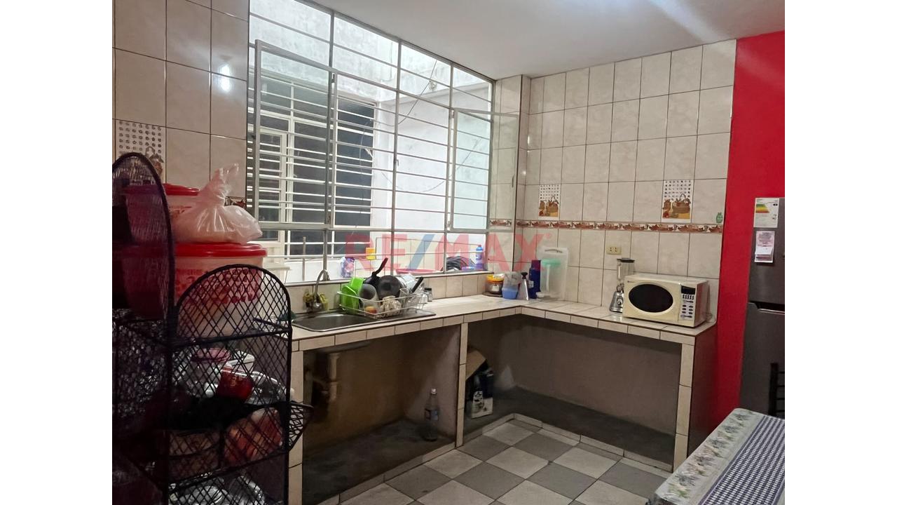 Vendo Edificio Multifamiliar De 3 Niveles En Venta – Oquendo, Callao - 4