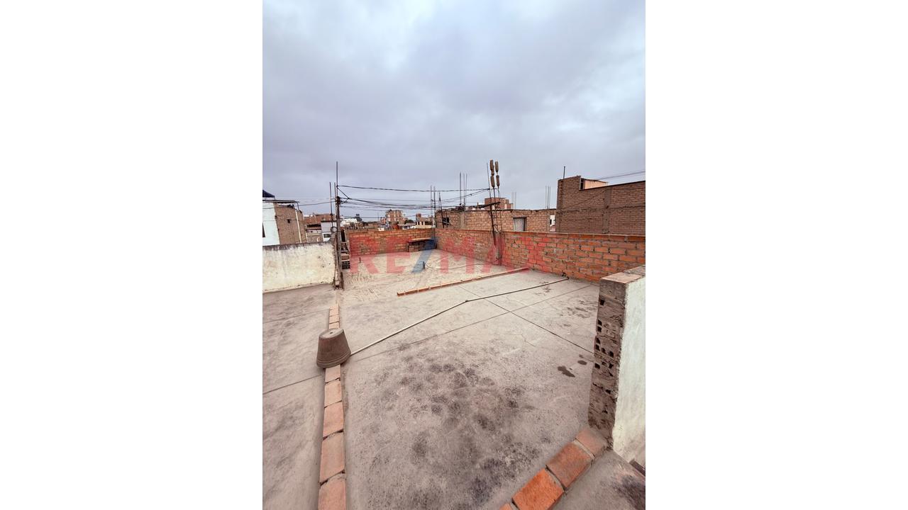 Venta De Casa En San Juan De Miraflores - 2
